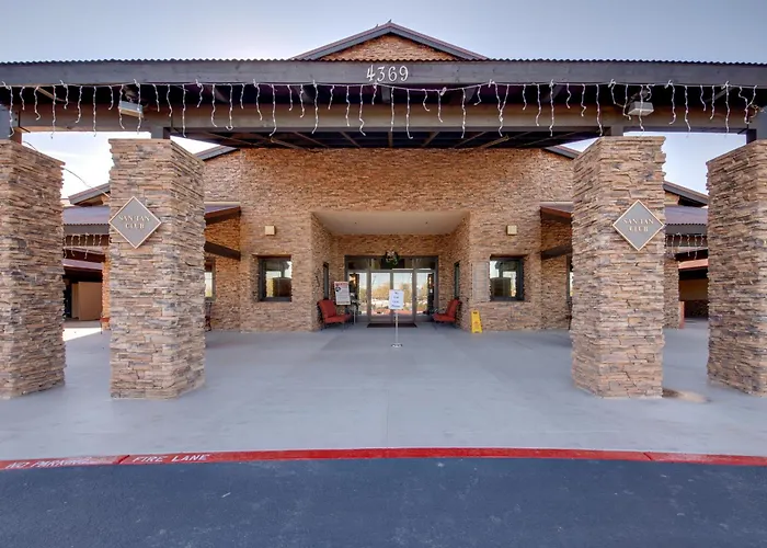Holiday home Pool + Golf On-site! Extended Gilbert Getaway