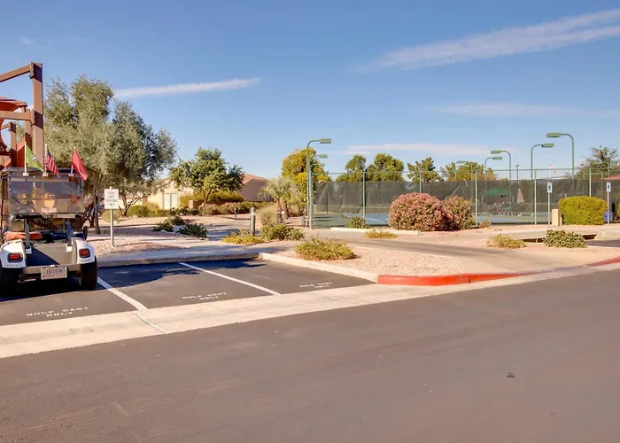 Holiday home Pool + Golf On-site! Extended Gilbert Getaway